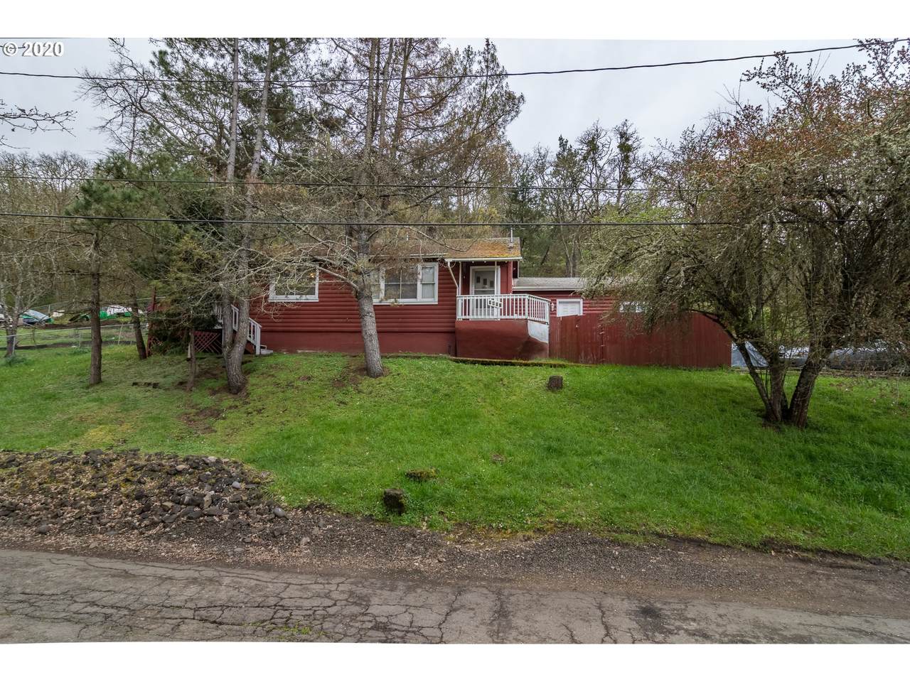 1407 Marsters Ave - Photo 1