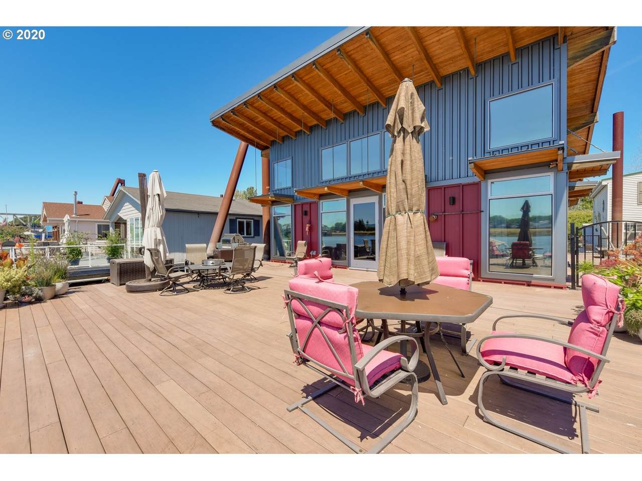 2630 Hayden Island Dr - Photo 1