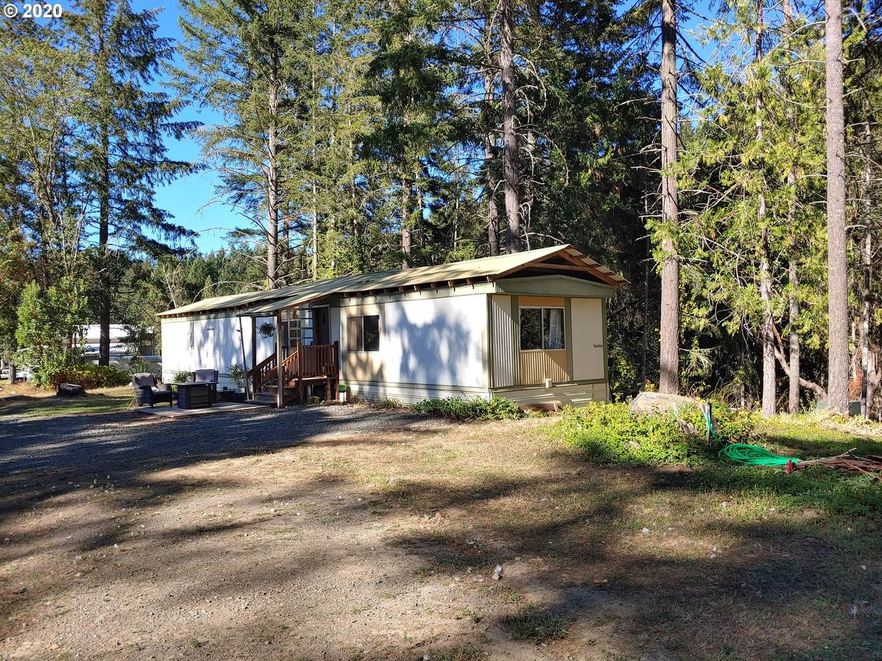 124 Freadman Ln - Photo 1