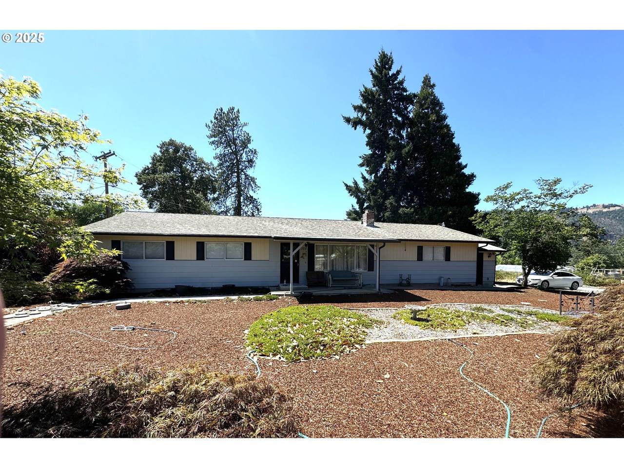 166 Peacock Ln - Photo 1