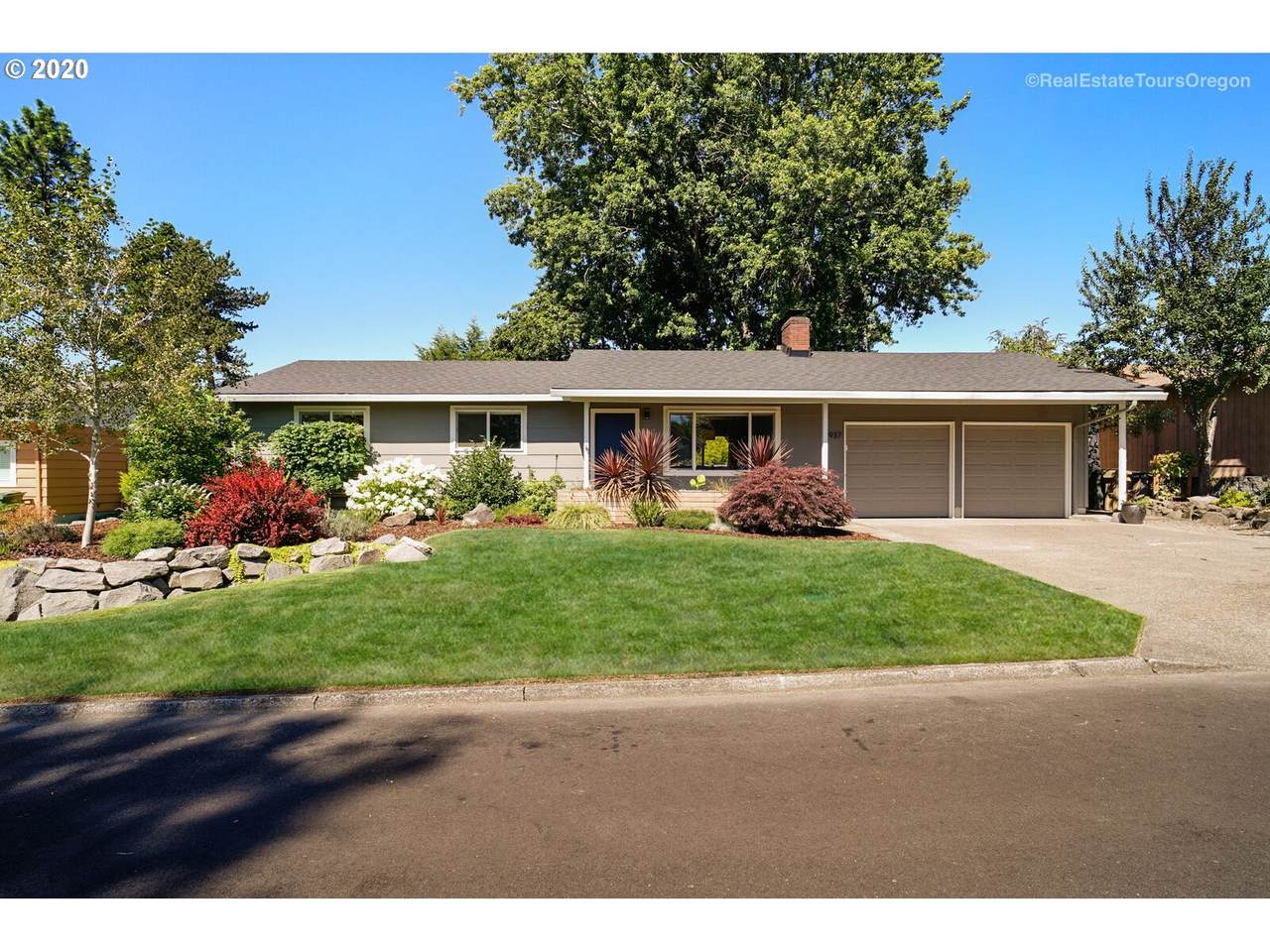 12937 61ST Ave - Photo 1
