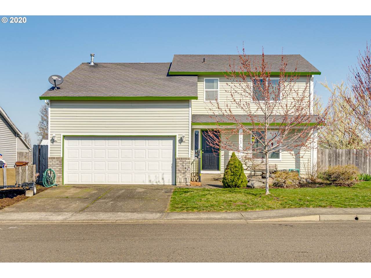 669 Burghardt Dr - Photo 1