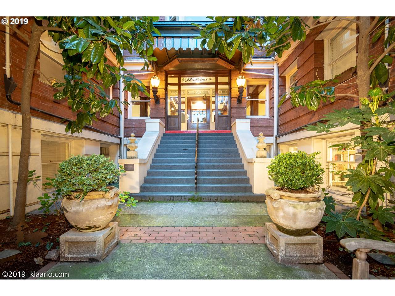 2083 Johnson St - Photo 1