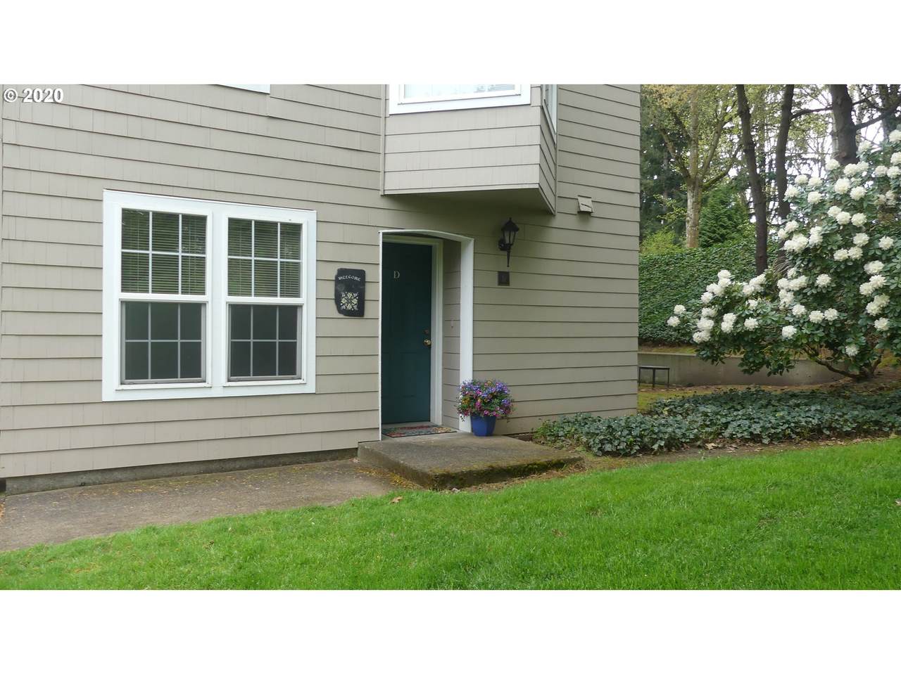 8710 Curry Dr - Photo 1