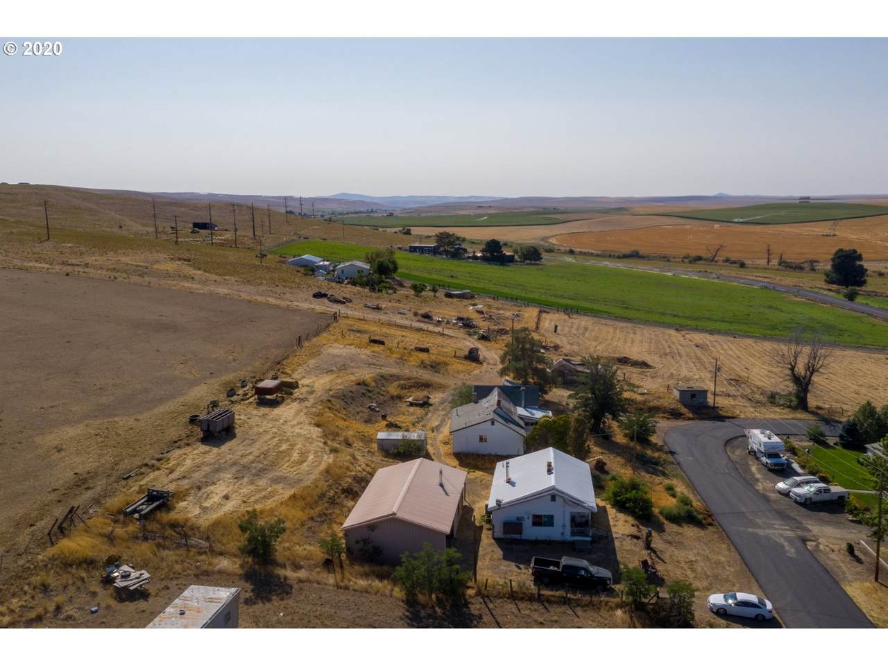 270 East St - Photo 1
