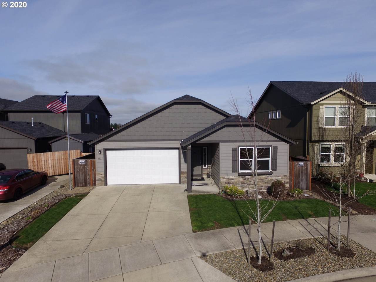 1821 Adelman Loop - Photo 1