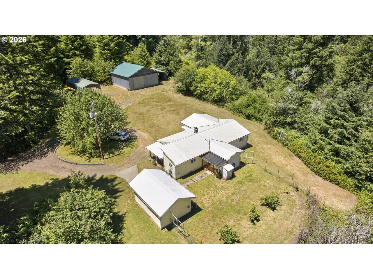 https://bt-photos.global.ssl.fastly.net/portland/1280_boomver_1_206525012-2.jpg