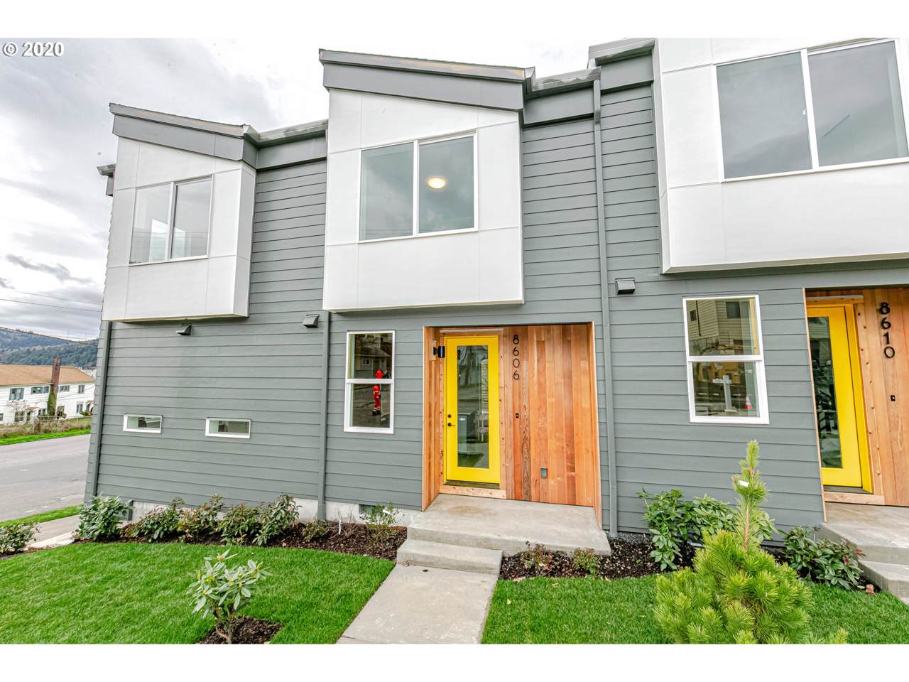 8606 Edison St - Photo 1