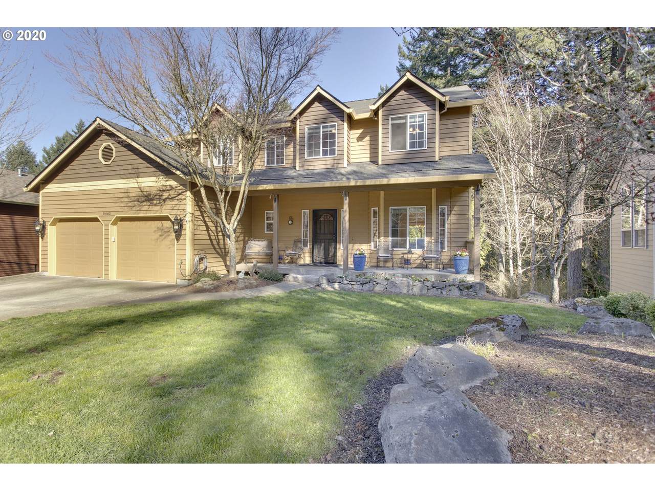 8462 181ST Ave - Photo 1