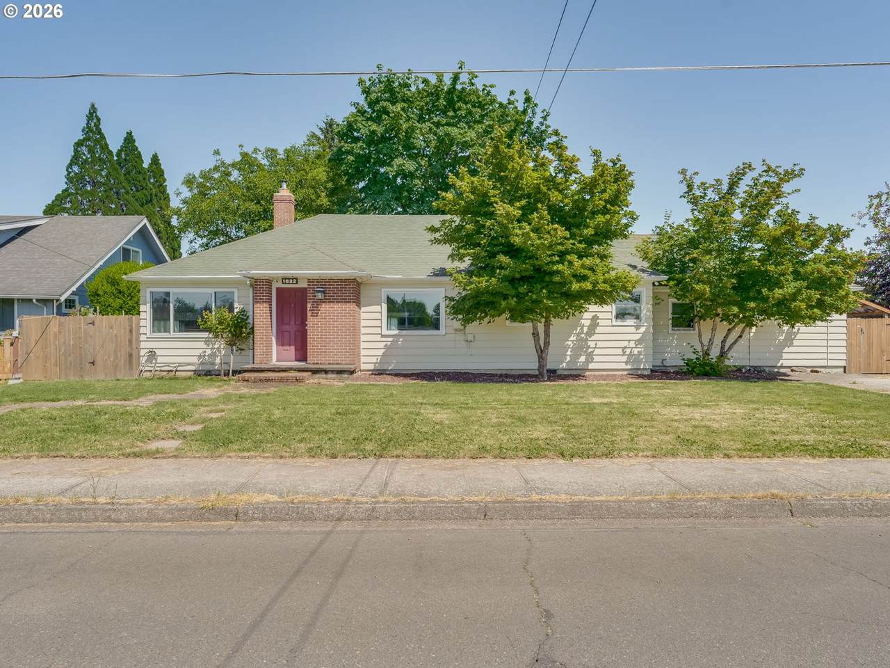 1622 Davis St - Photo 1