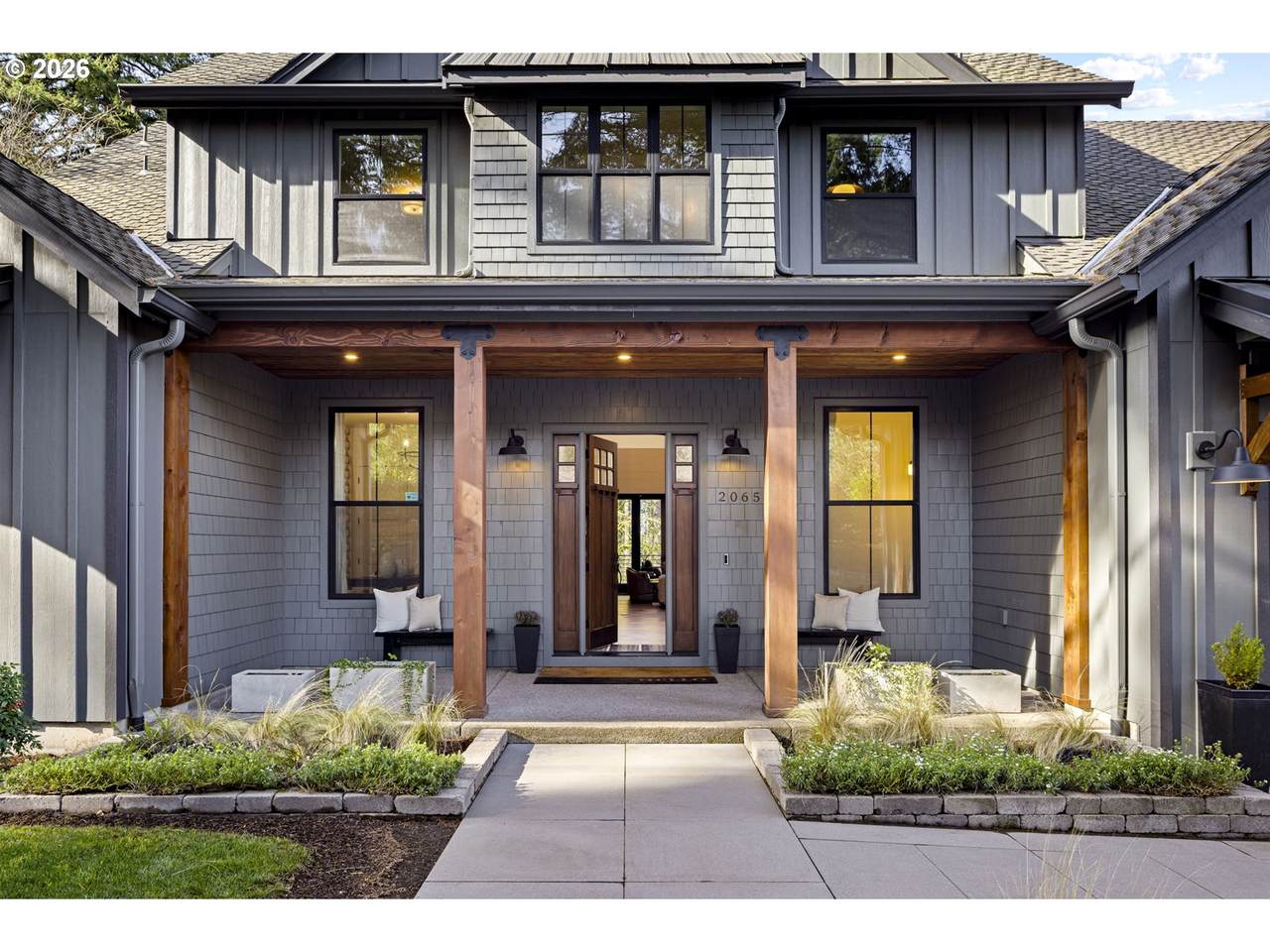 https://bt-photos.global.ssl.fastly.net/portland/1280_boomver_1_207880079-2.jpg