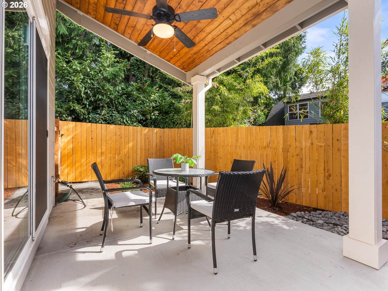 https://bt-photos.global.ssl.fastly.net/portland/1280_boomver_1_208460423-2.jpg