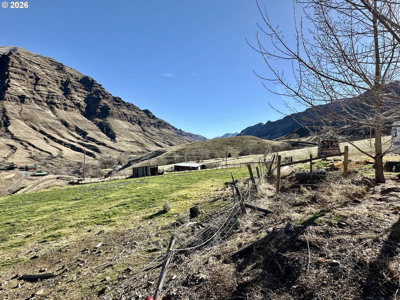 73720 Indian Creek Rd - Photo 1