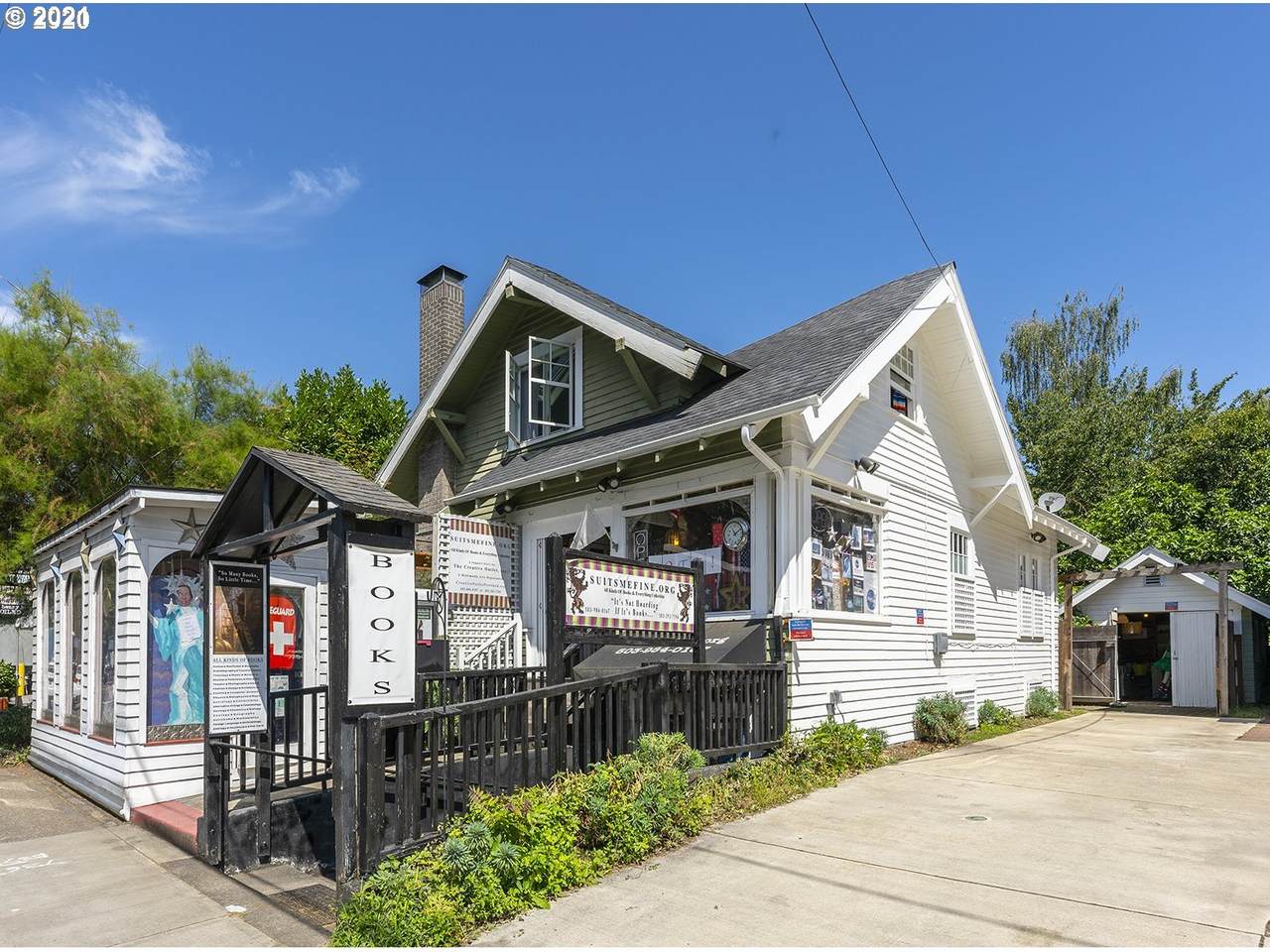 1405 Tacoma St - Photo 1