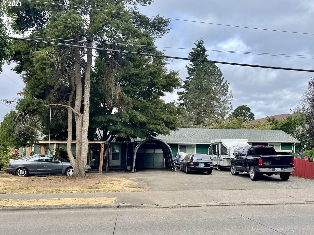 1804 Maple St - Photo 1