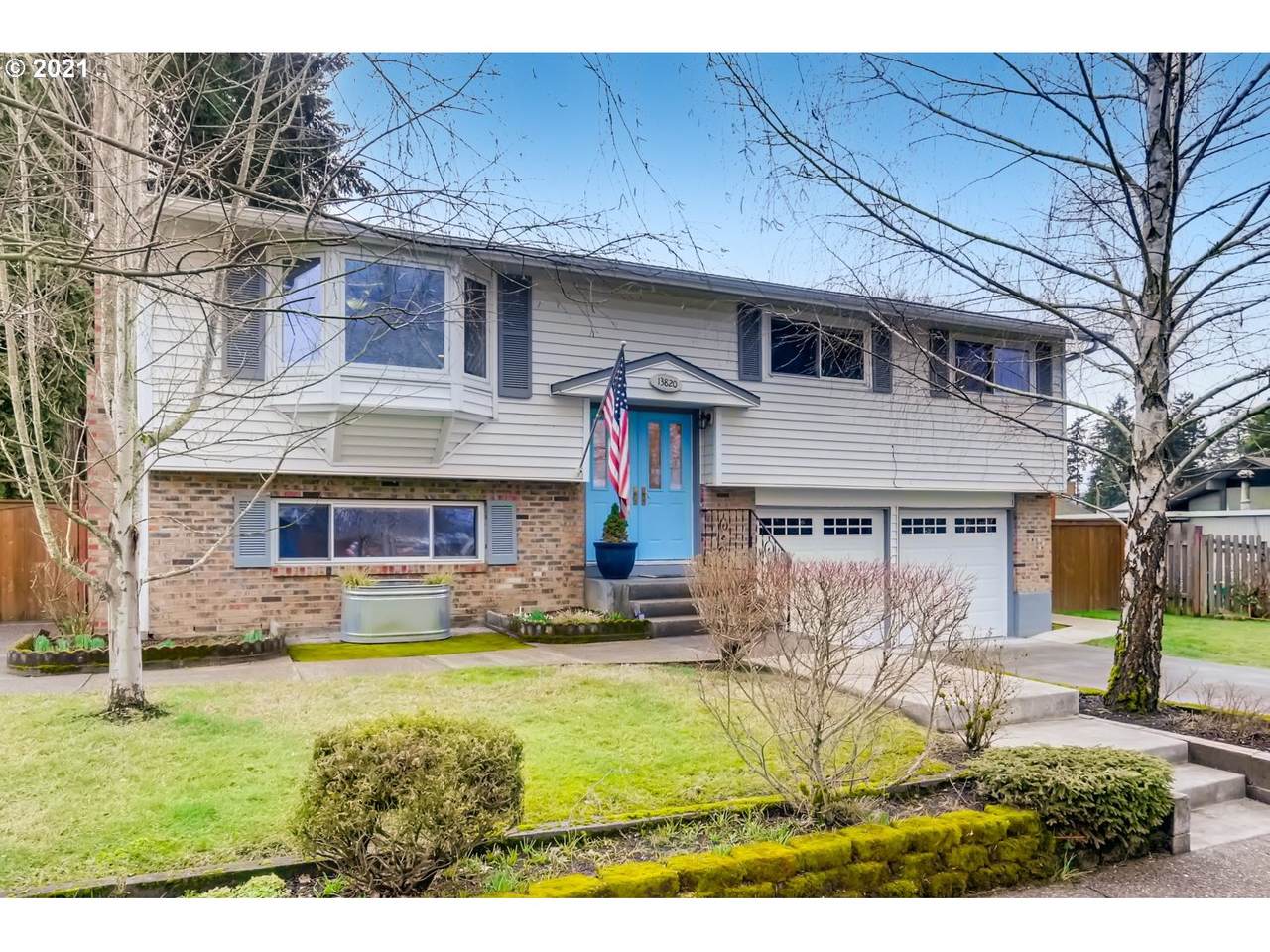 13820 Bonnie Brae Ct - Photo 1