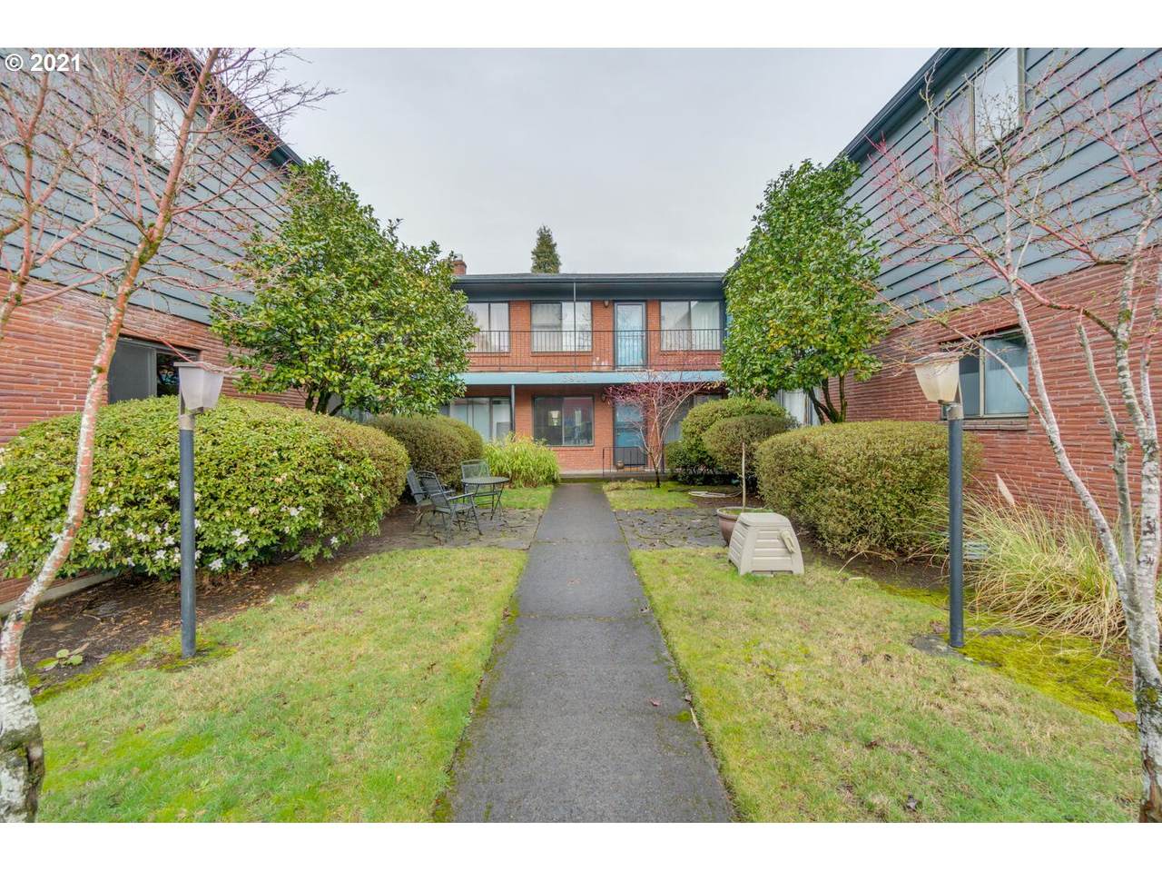 3911 Killingsworth St - Photo 1