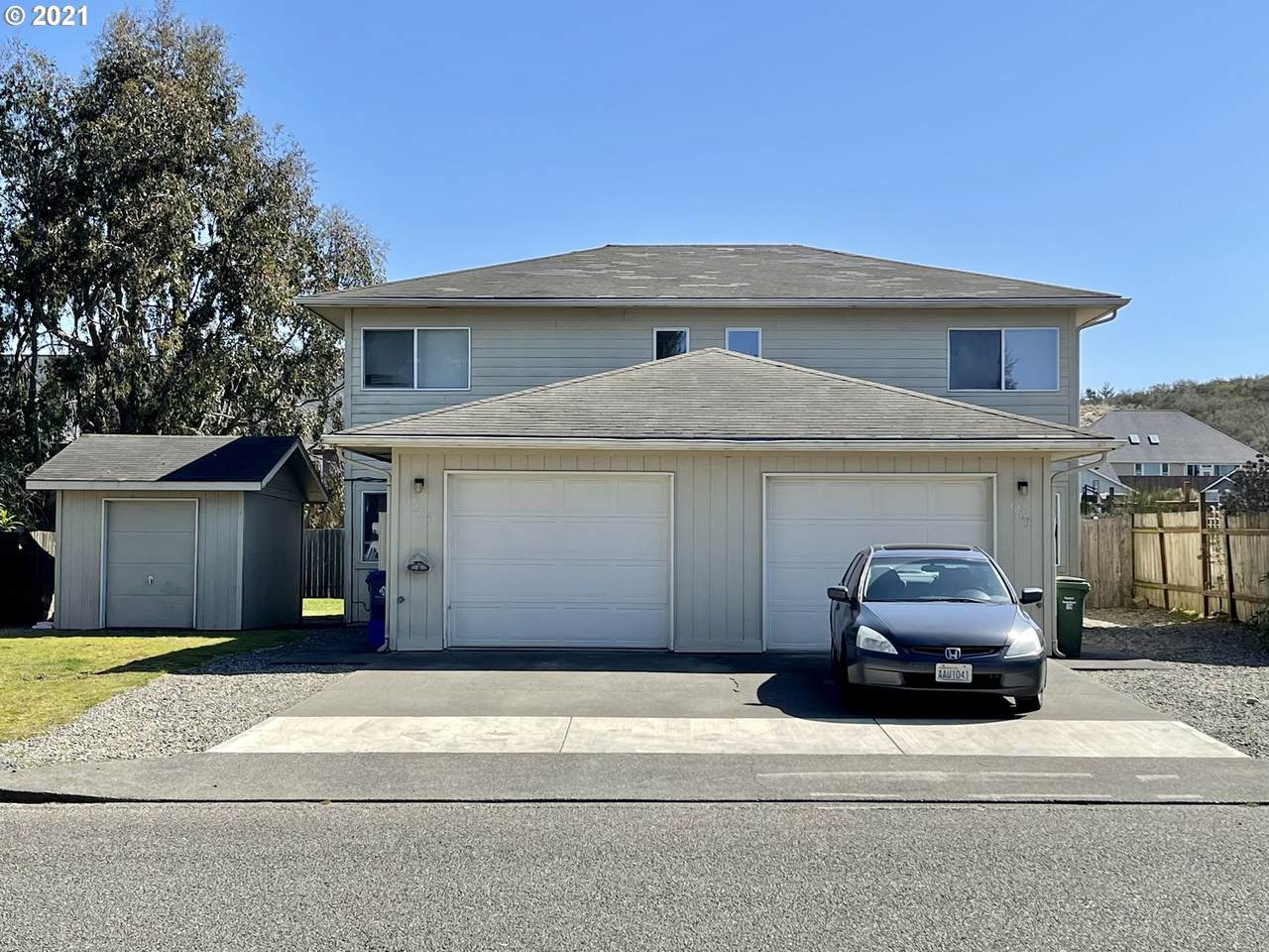 1263 Crocker St - Photo 1