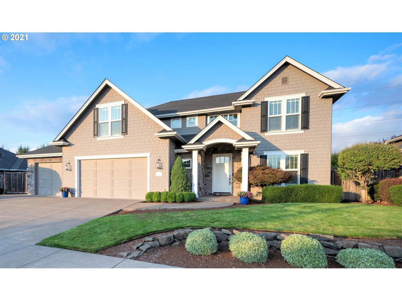 2667 Valley Forge Dr - Photo 1