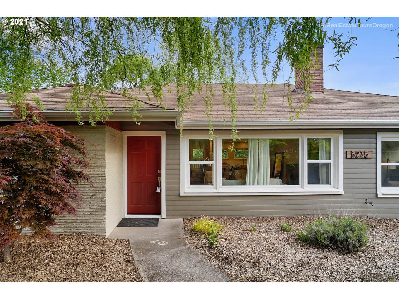 5245 Shattuck Rd - Photo 1