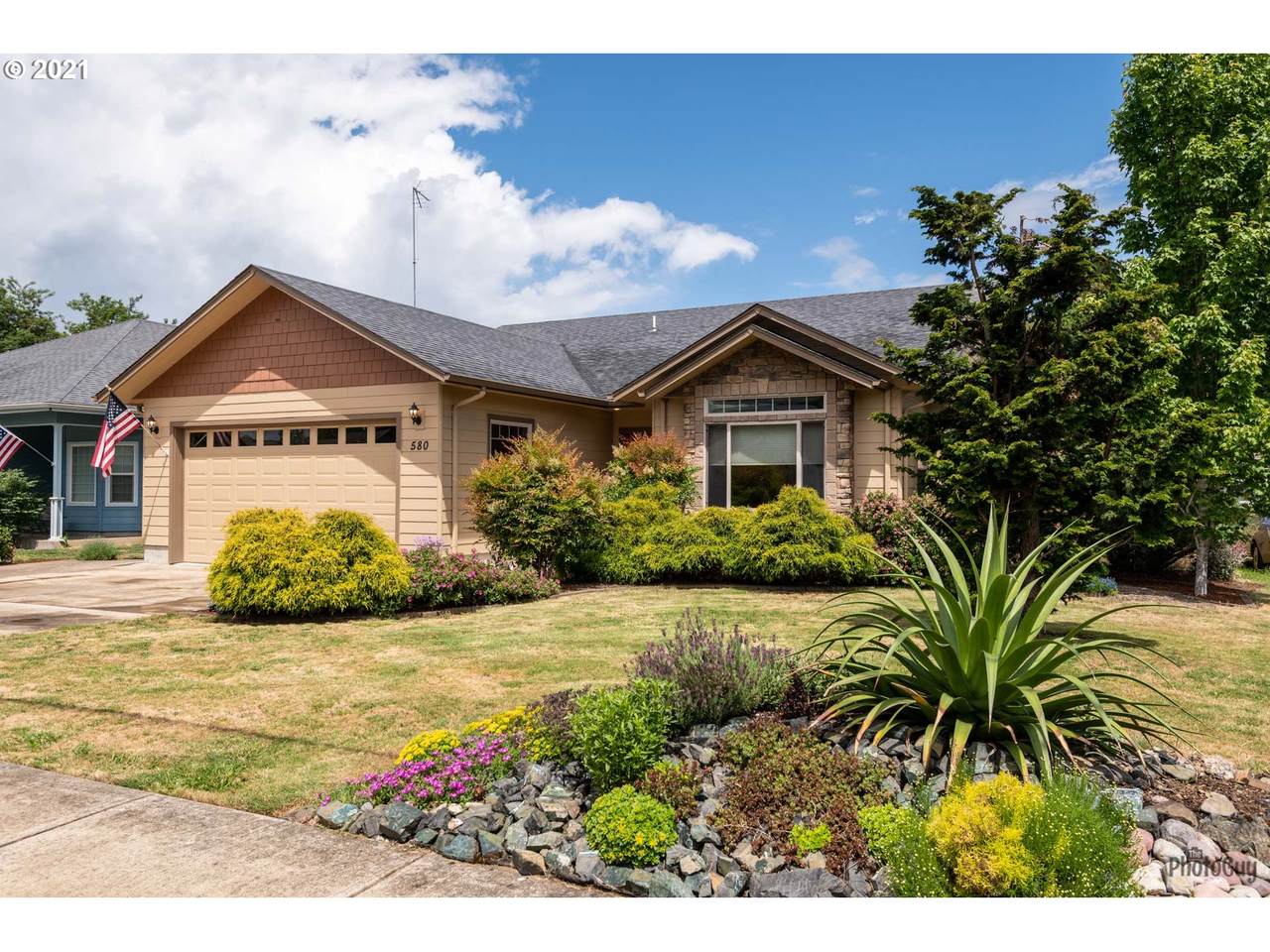 580 Mary Neal Ln - Photo 1