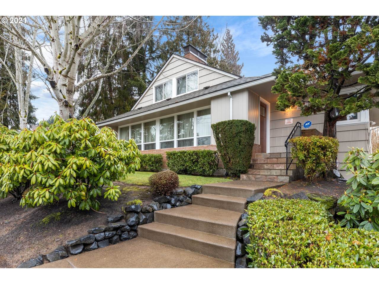 9095 Robert Gray Ln - Photo 1