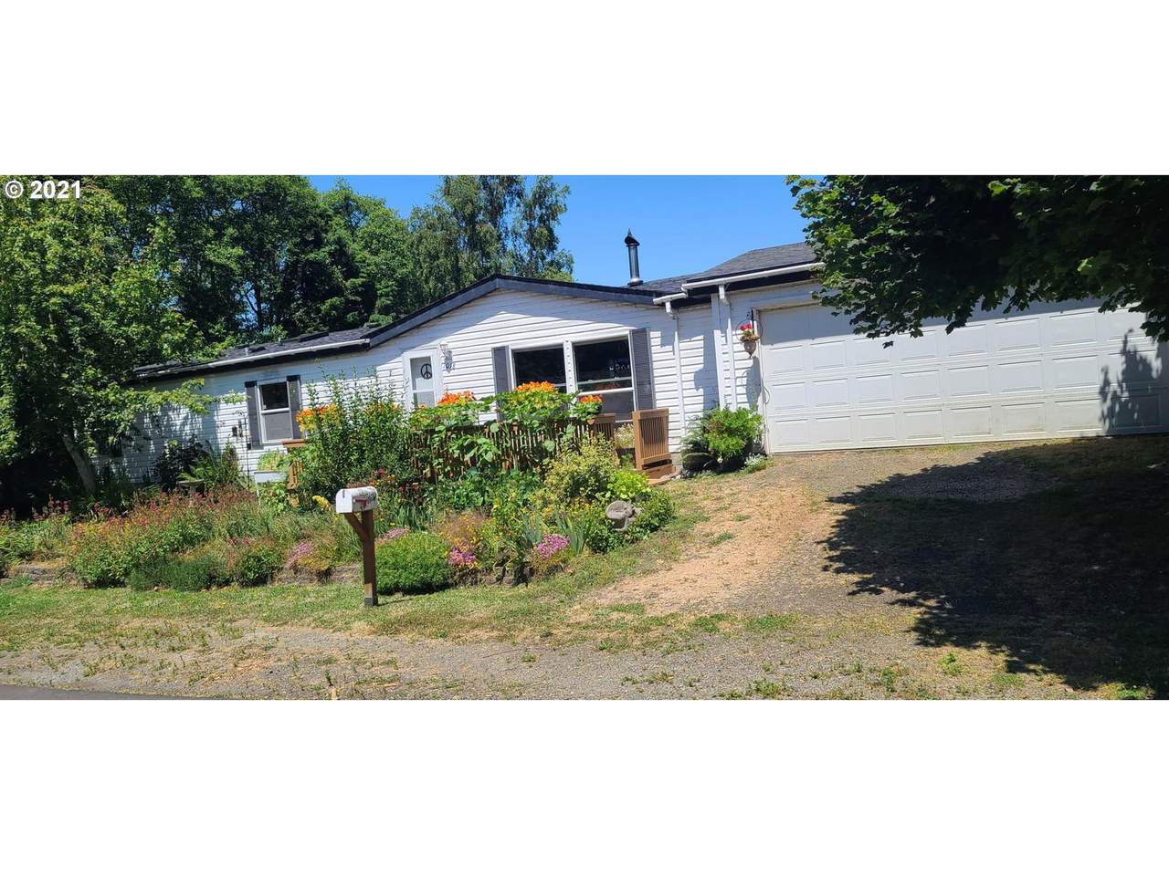 1018 12TH Ave - Photo 1