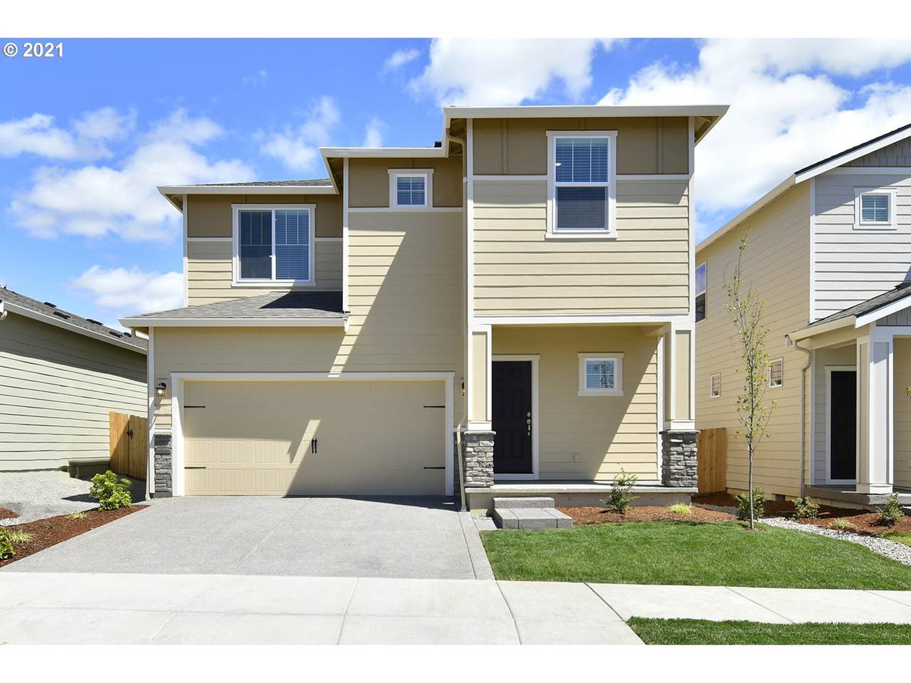 1605 15TH St - Photo 1