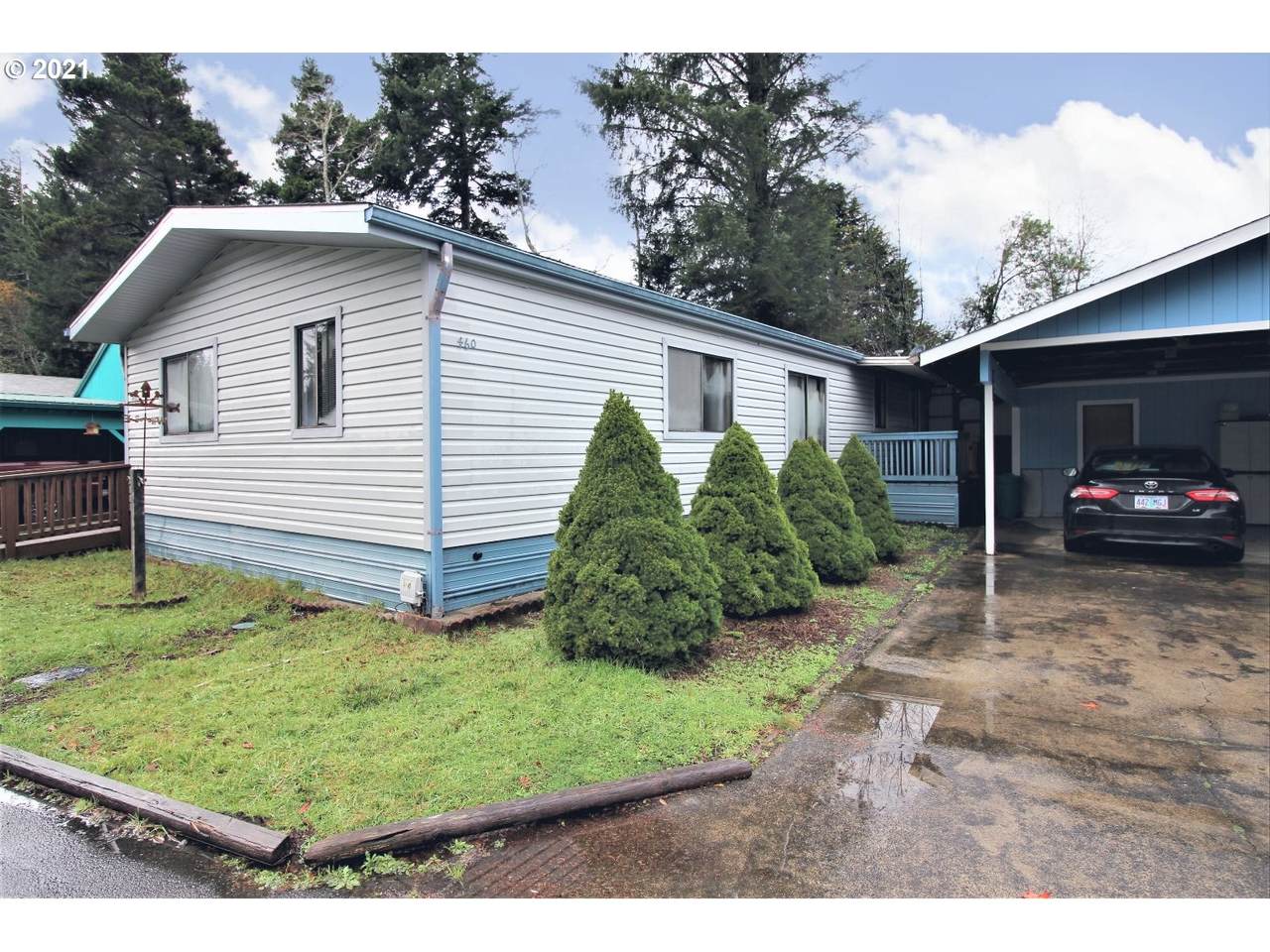 460 Shorepines Ave - Photo 1