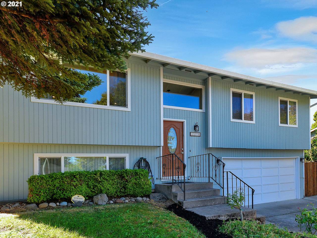 2170 18TH Ct - Photo 1