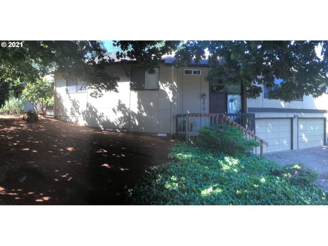 3010 Charnelton St - Photo 1