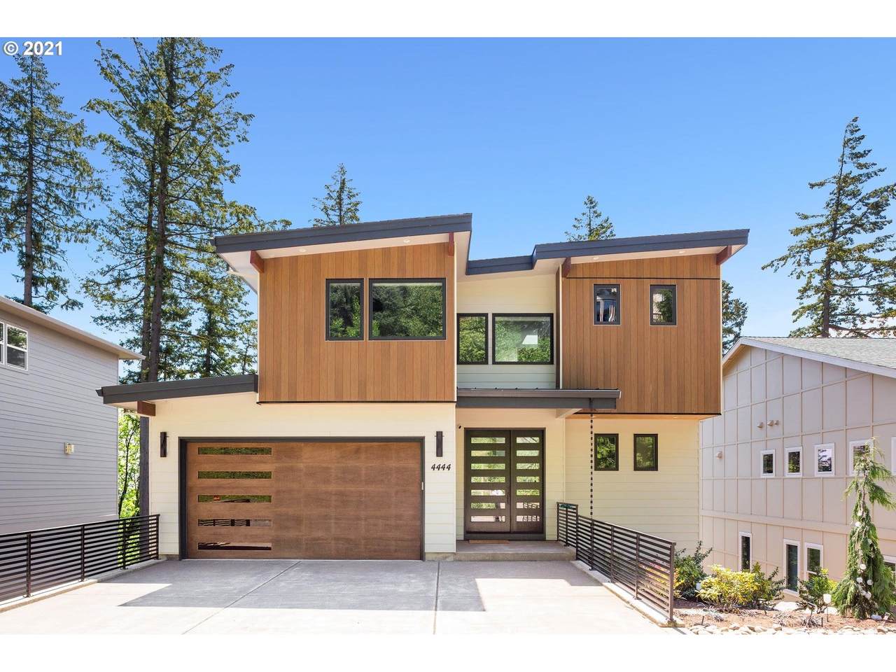 4444 Ormandy Way - Photo 1