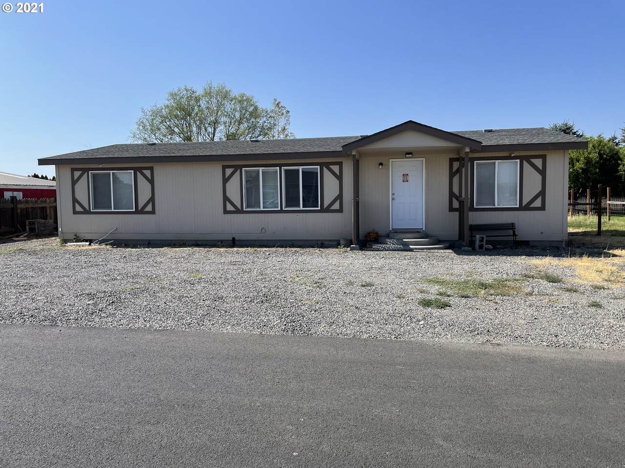 147 Oregon Ave - Photo 1