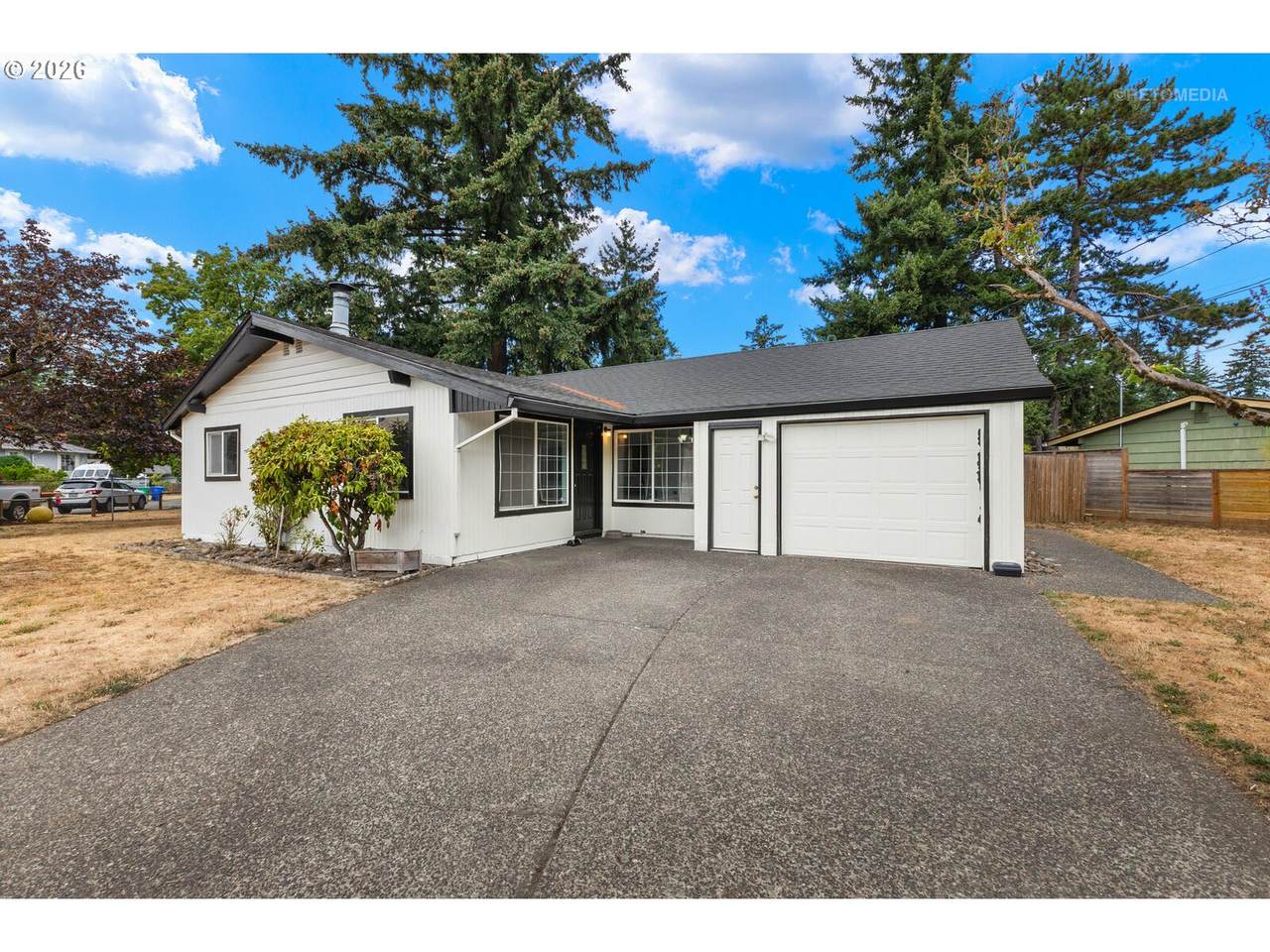 12747 Holladay St - Photo 1