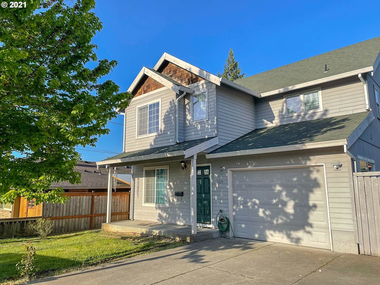 4520 76TH Ave - Photo 1