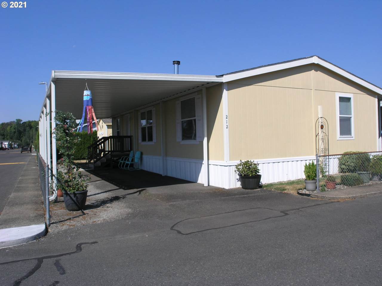 300 7TH Ave - Photo 1
