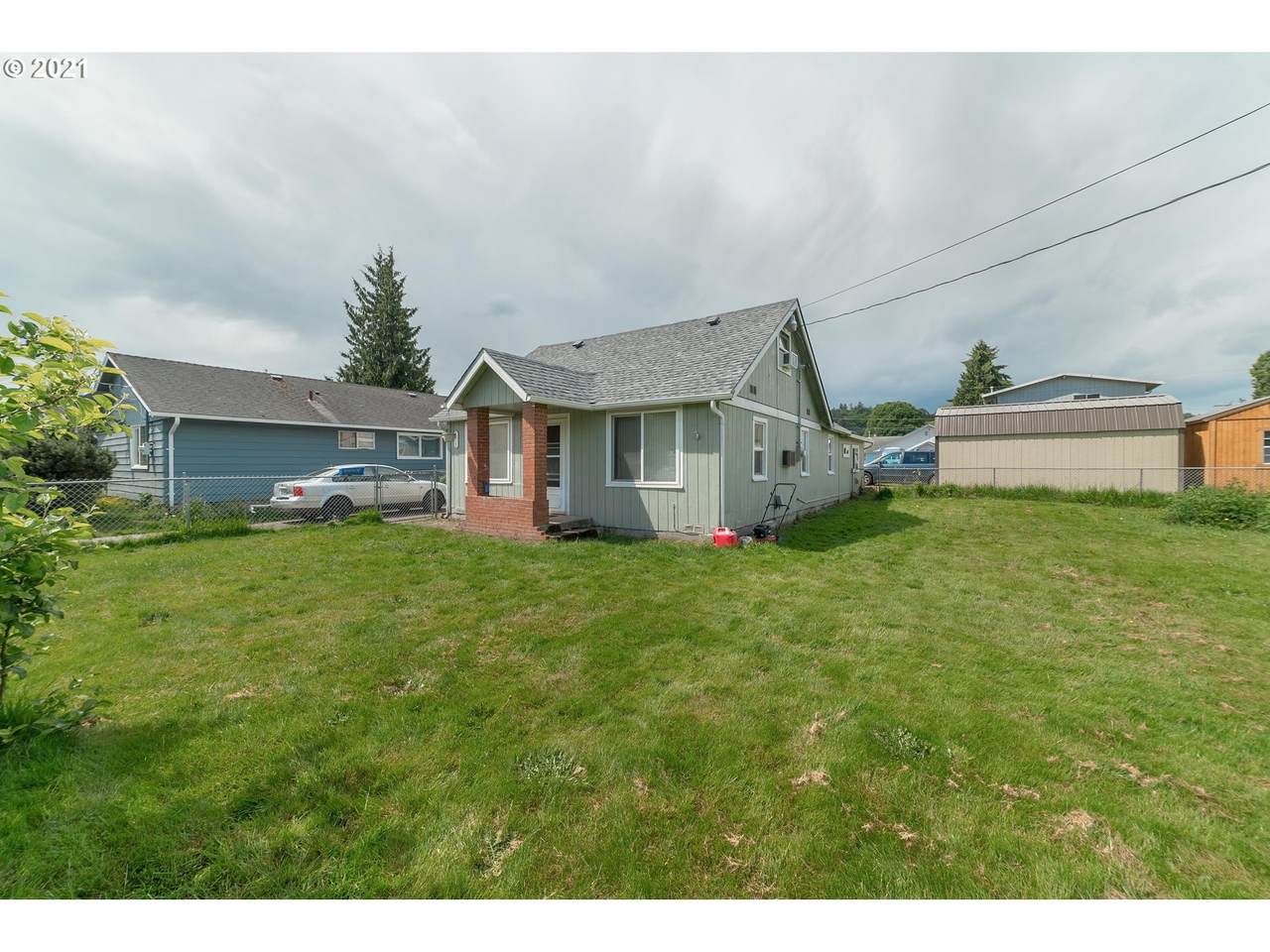 1511 Ross Ave - Photo 1