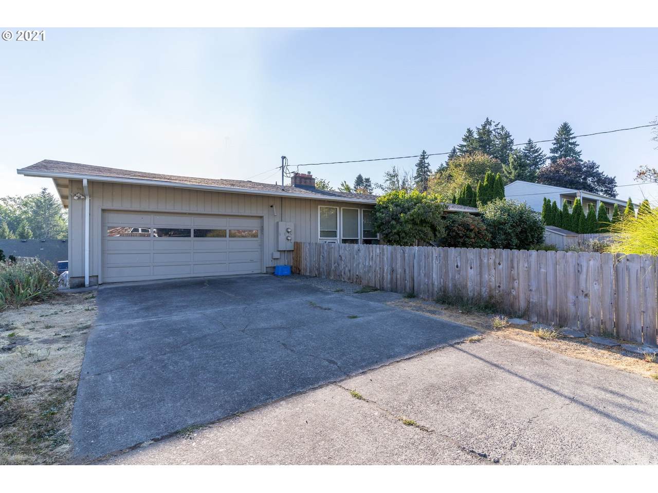 16369 Vineyard Ln - Photo 1