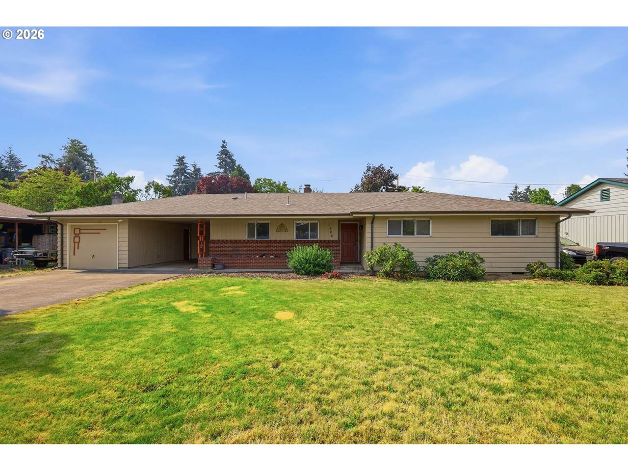 1504 Green Acres Rd - Photo 1