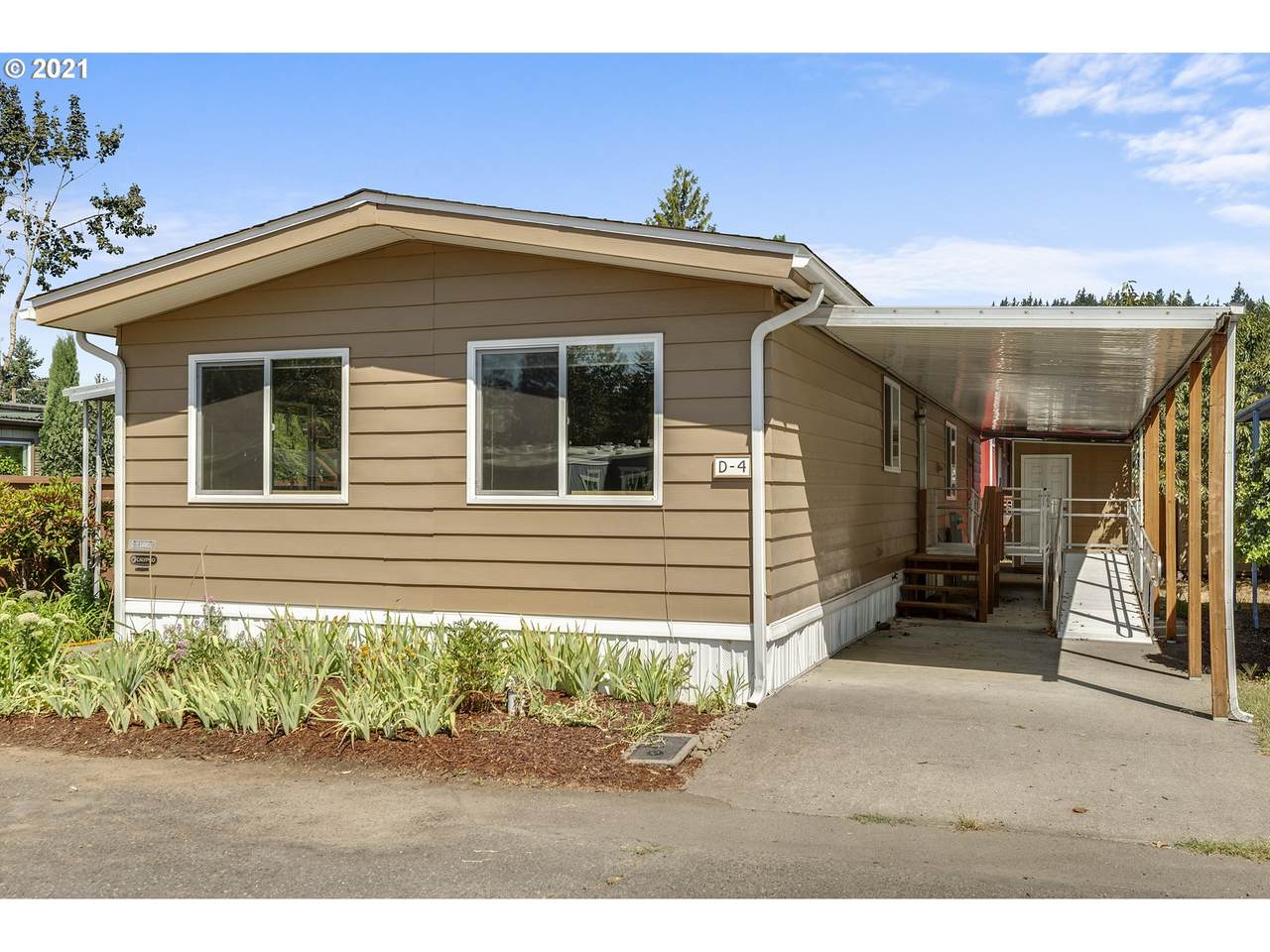 10701 Highway 212 - Photo 1