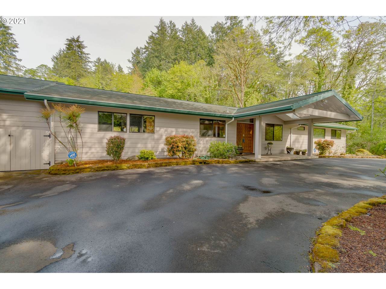 3340 Croisan Creek Rd - Photo 1