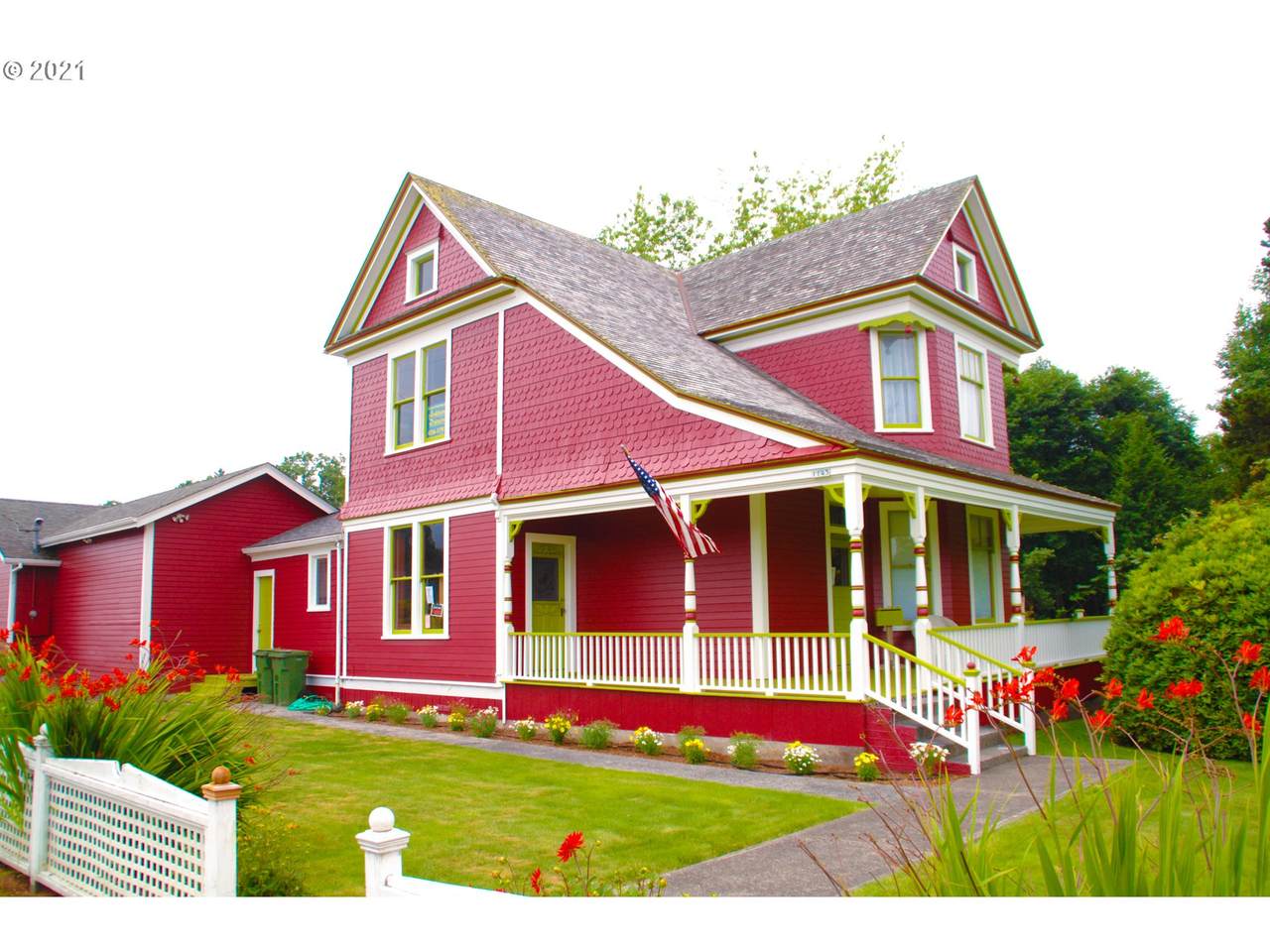 1145 Main Ave - Photo 1