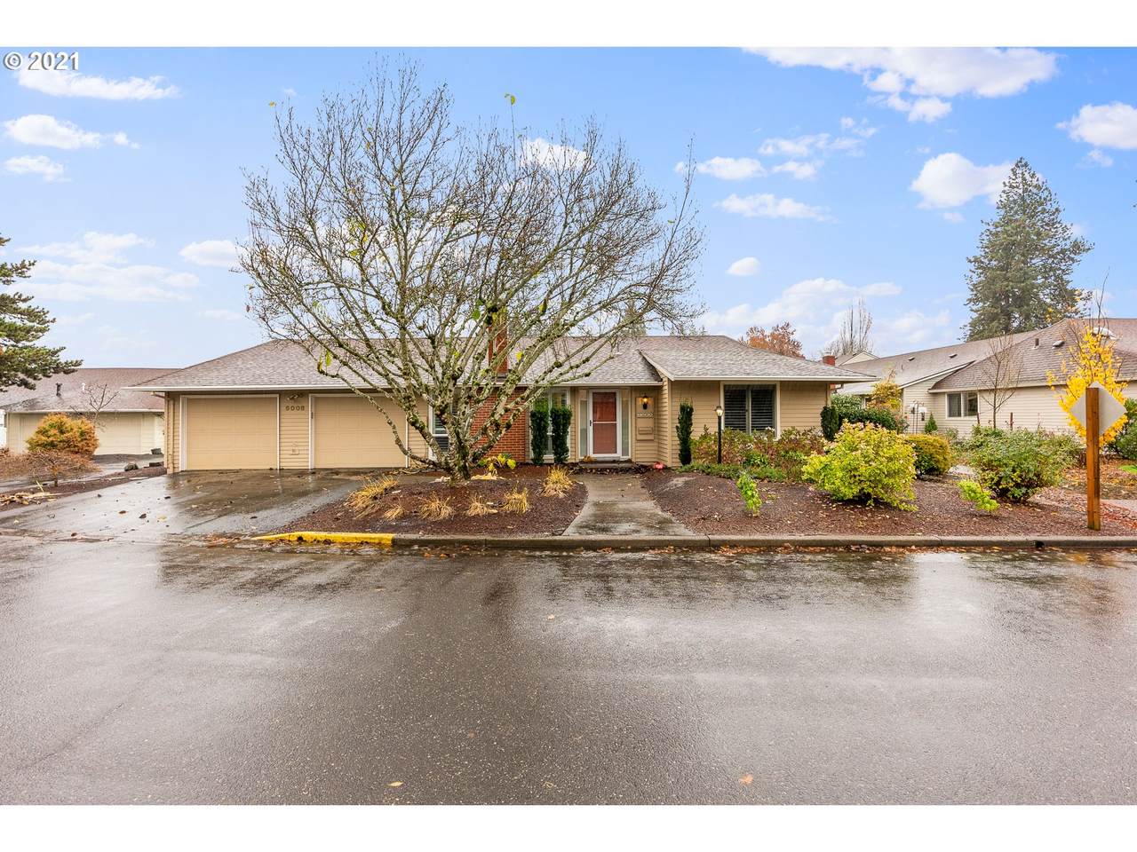 5008 Normandy Pl - Photo 1
