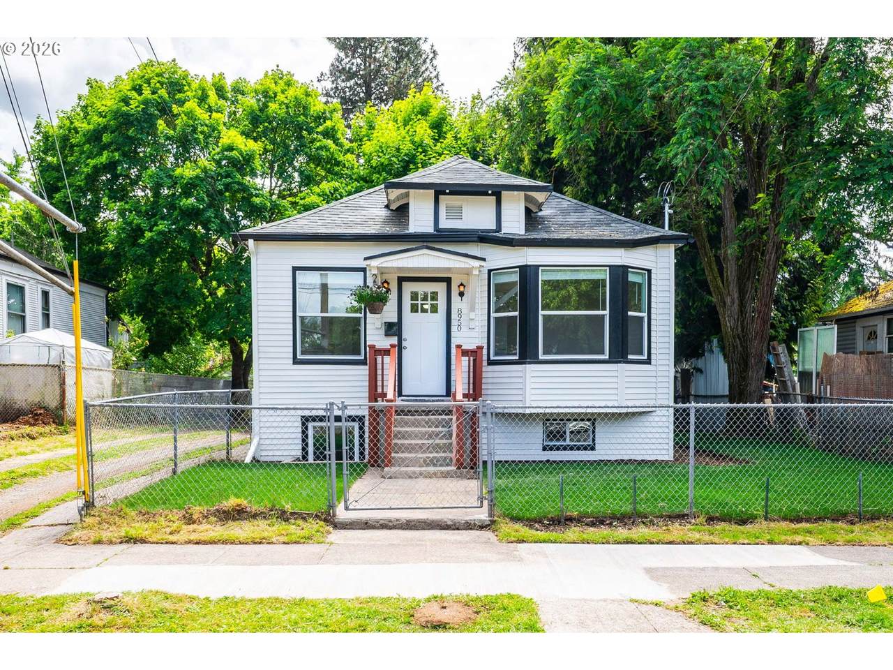 8950 Smith St - Photo 1