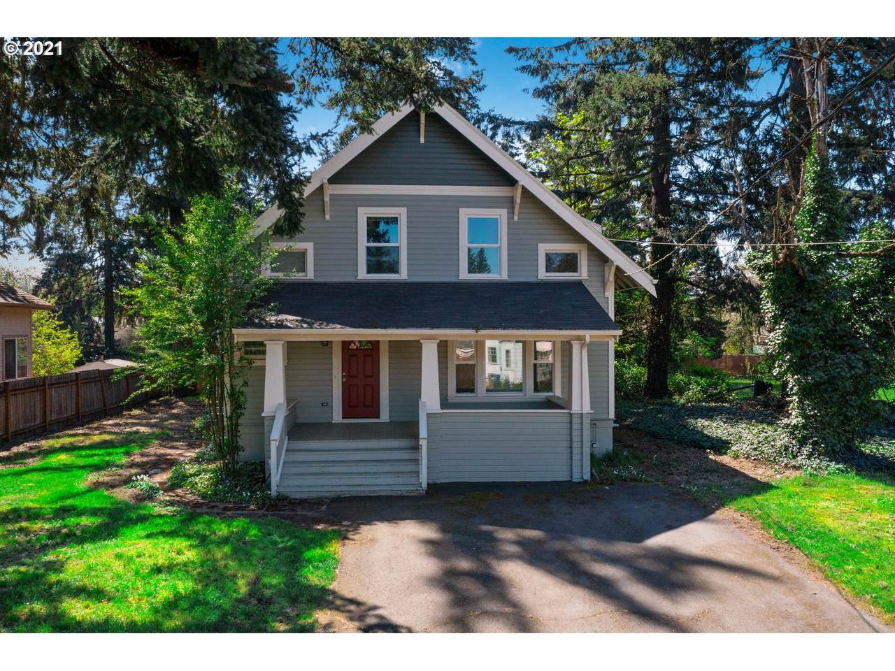 8450 Harney St - Photo 1