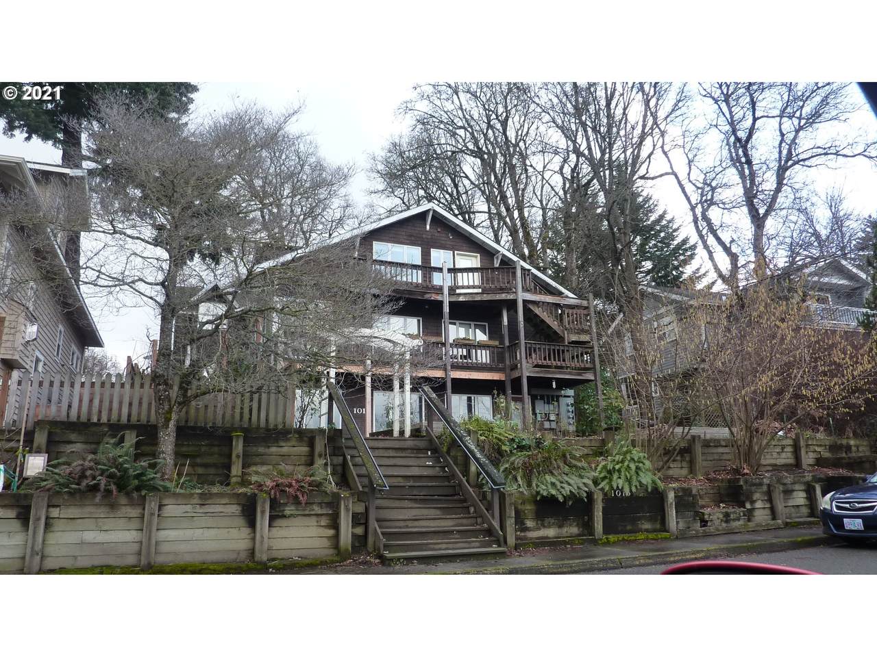 1015 Montello - Photo 1