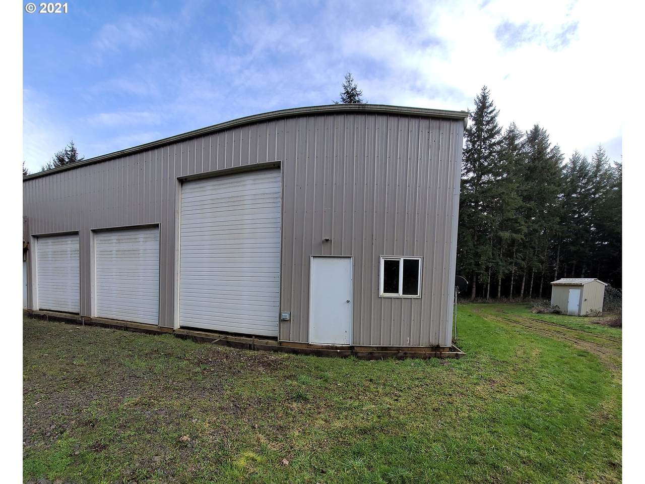 38077 Kelly Rd - Photo 1