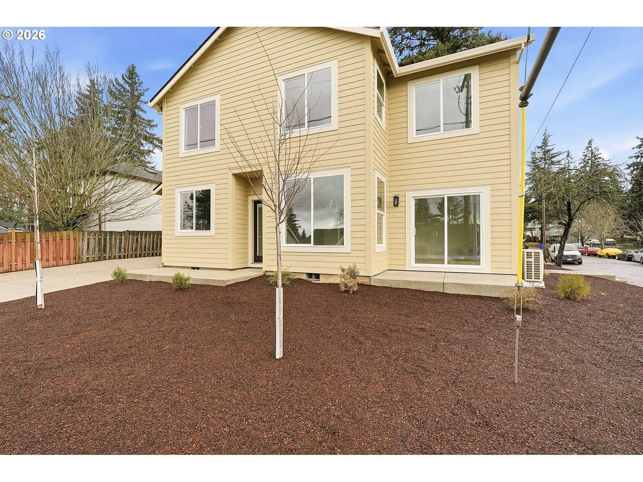 https://bt-photos.global.ssl.fastly.net/portland/1280_boomver_1_212835984-2.jpg