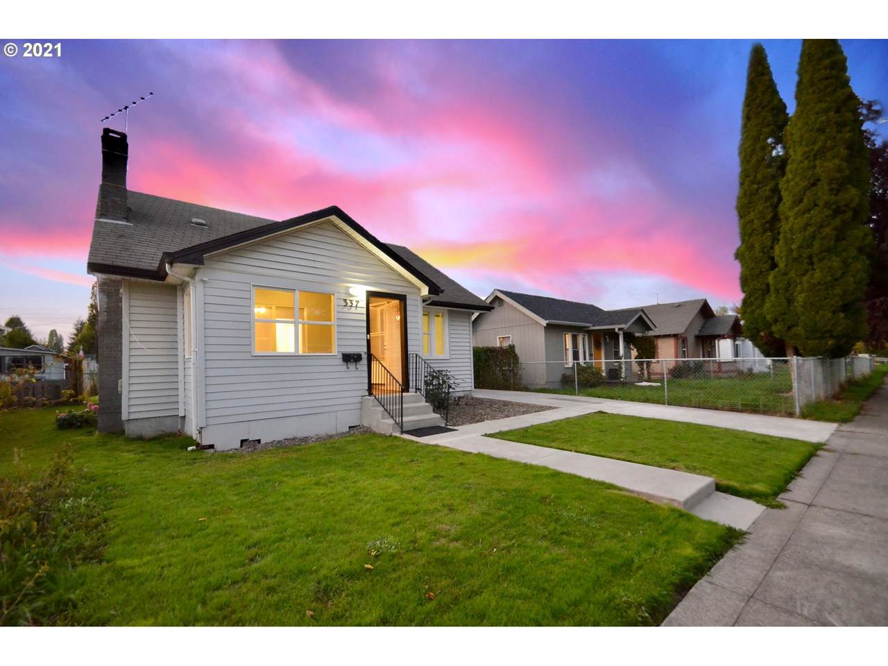 337 20TH Ave - Photo 1