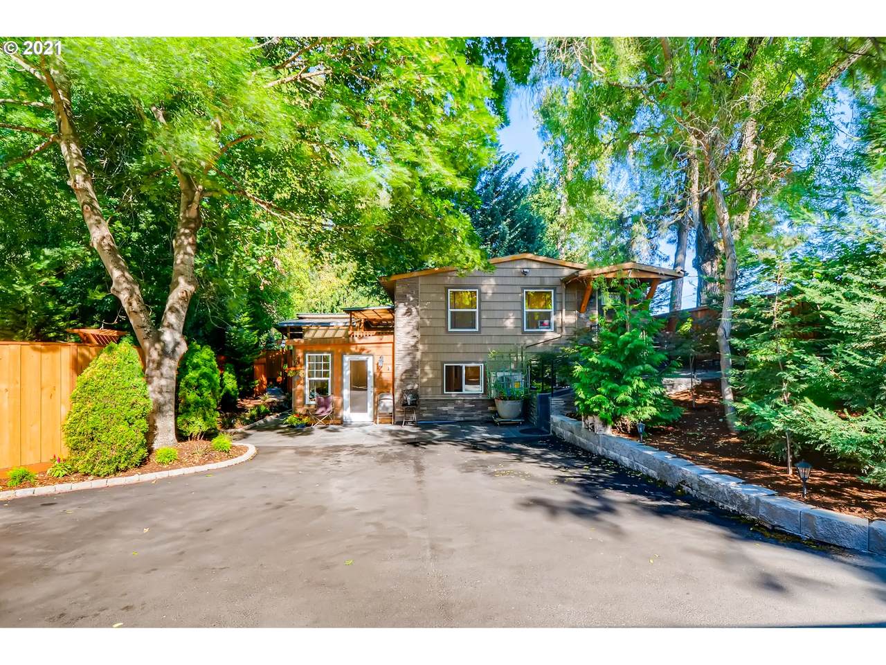7 Marine Dr - Photo 1
